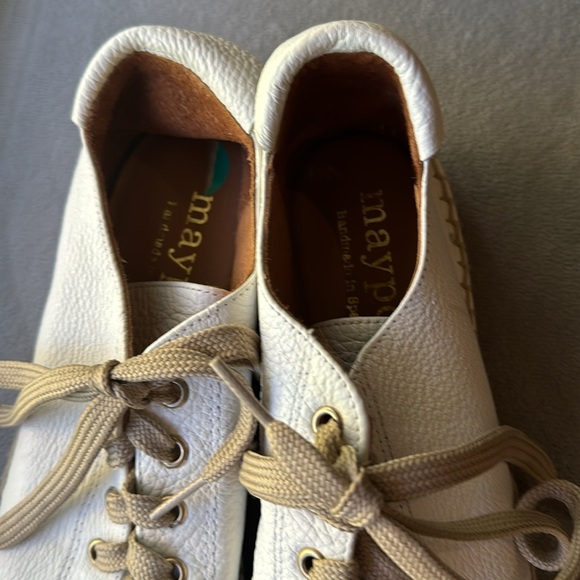 Beautiful ladies leather lace up shoes made in Spain. Size 39. Worn a few times. - Picture 3 of 8